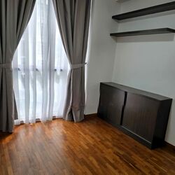 The Lakeshore (D22), Condominium #559167141